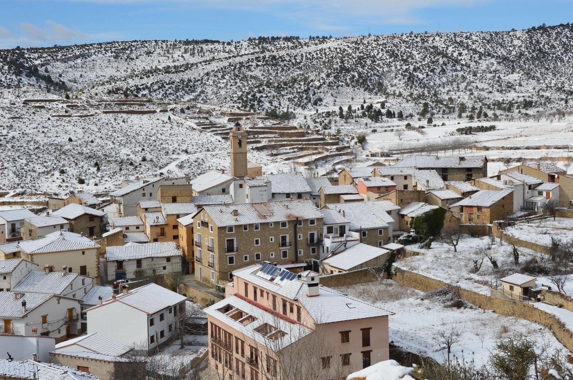 Hostal De Montana La Casa Grande Nogueruelas 외부 사진